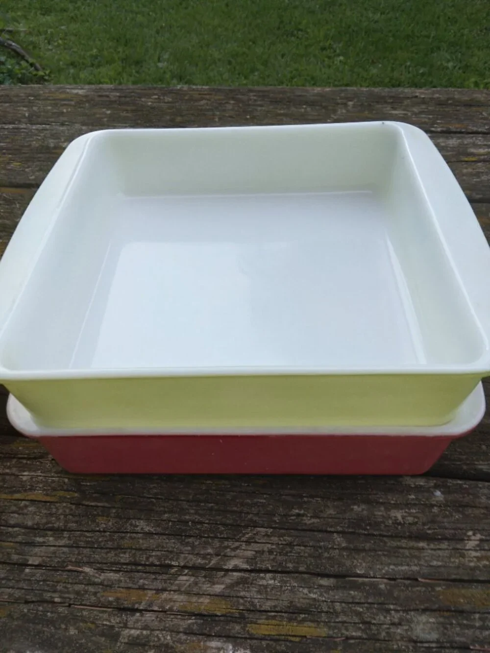Vintage Pyrex Set of Three Baking Dishes Citrus Colors